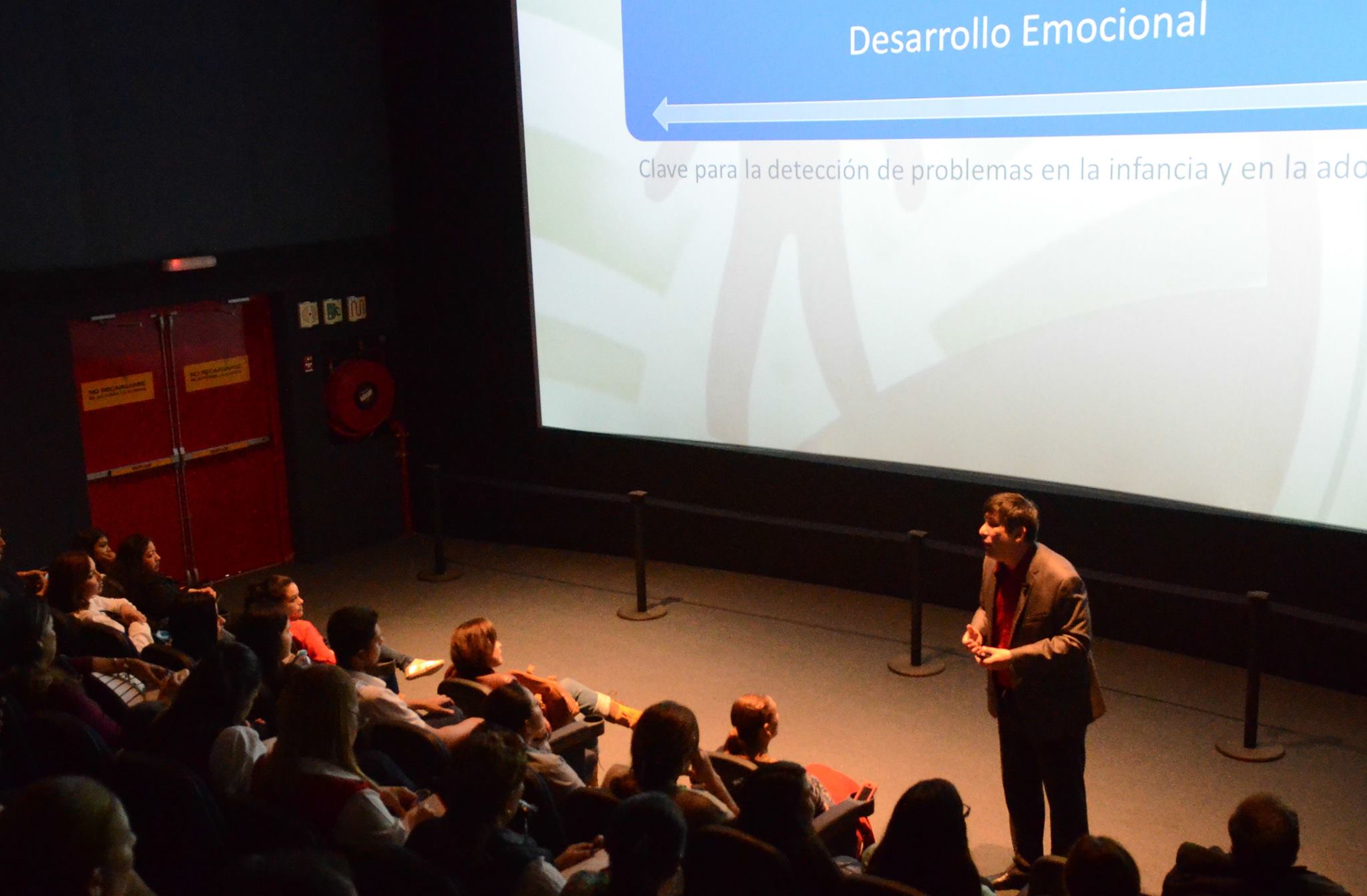 La importancia del Desarrollo Emocional para padres de familia